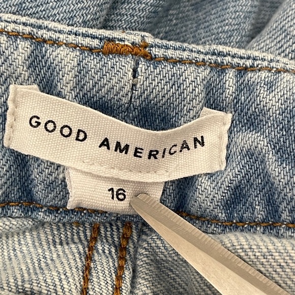 Good American Light Wash Denim Jeans Size 16 - Picture 3 of 6